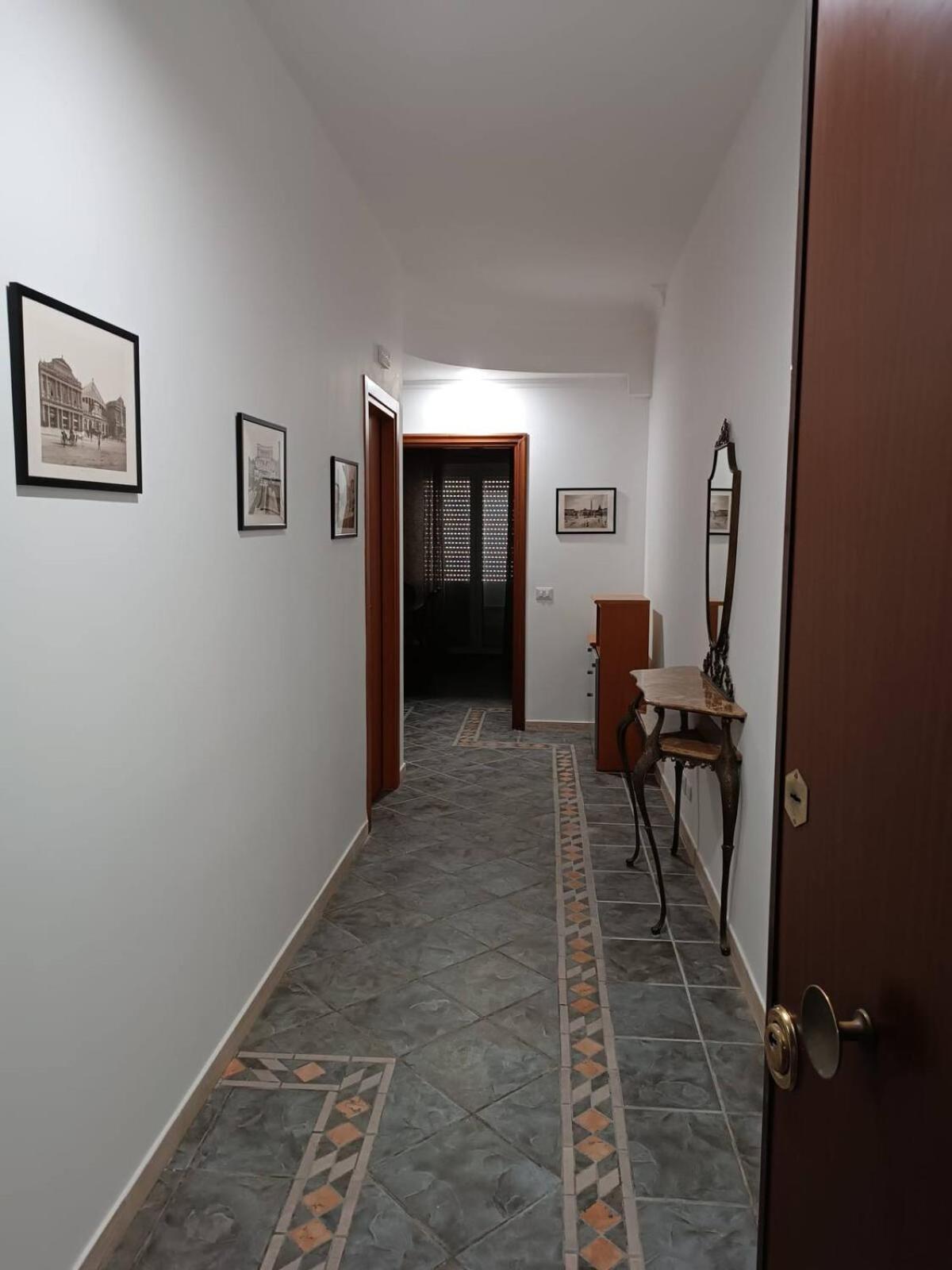 Camera Moderna روما المظهر الخارجي الصورة
